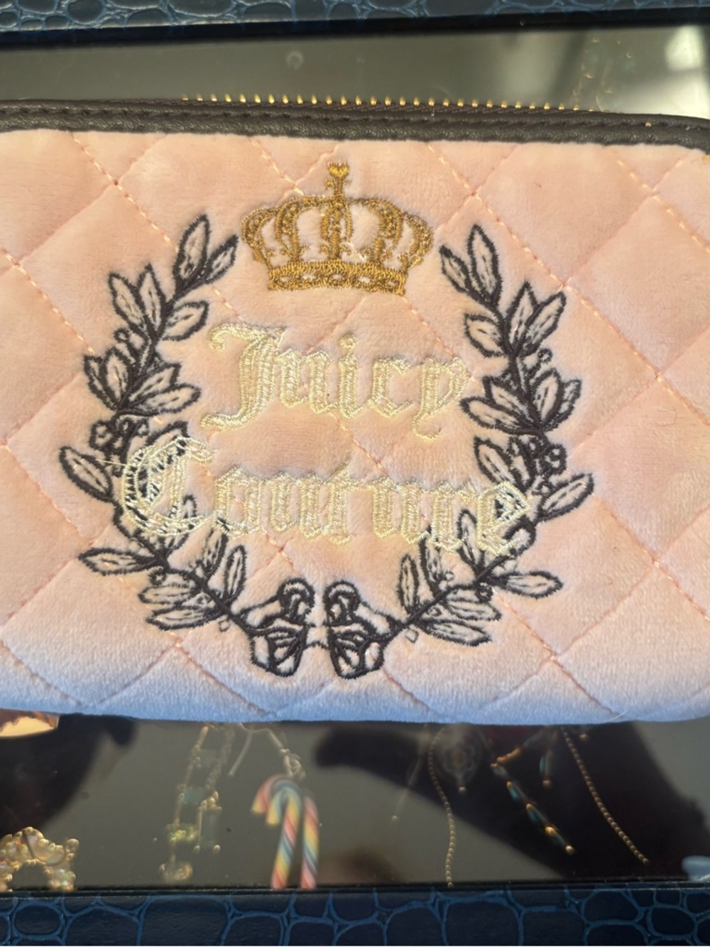 Juicy Couture White Zip-Around Card Wallet with Pink ID Window